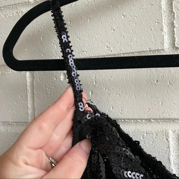 Lovers + Friends Nina Sequin Gown - Picture 4 of 7